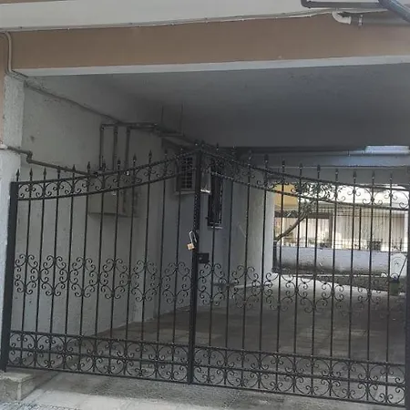 πολυτελεσ -μοντερνο διαμερισμα *