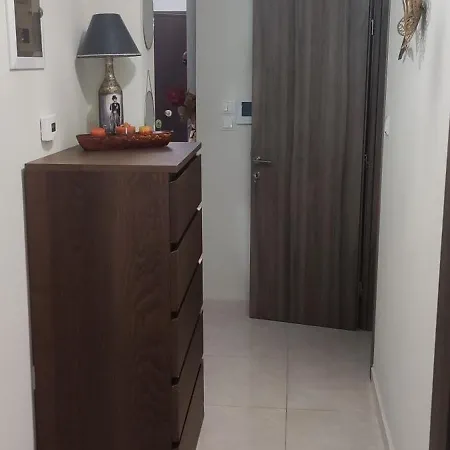 πολυτελεσ -μοντερνο διαμερισμα