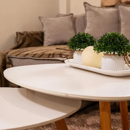 πολυτελεσ -μοντερνο διαμερισμα لاريسا