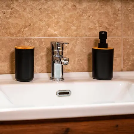 πολυτελεσ -μοντερνο διαμερισμα