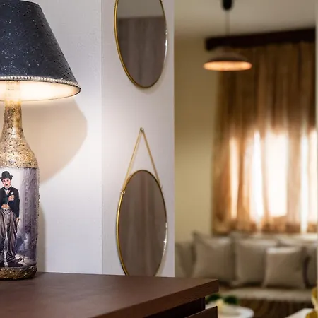 πολυτελεσ -μοντερνο διαμερισμα لاريسا